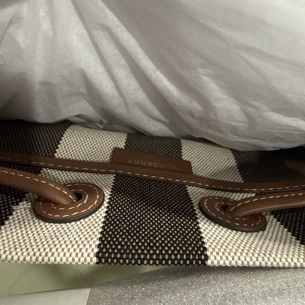 NWT Burberry Small Check Canvas Bucket Bag With Dust Bag - Picture 4 of 7